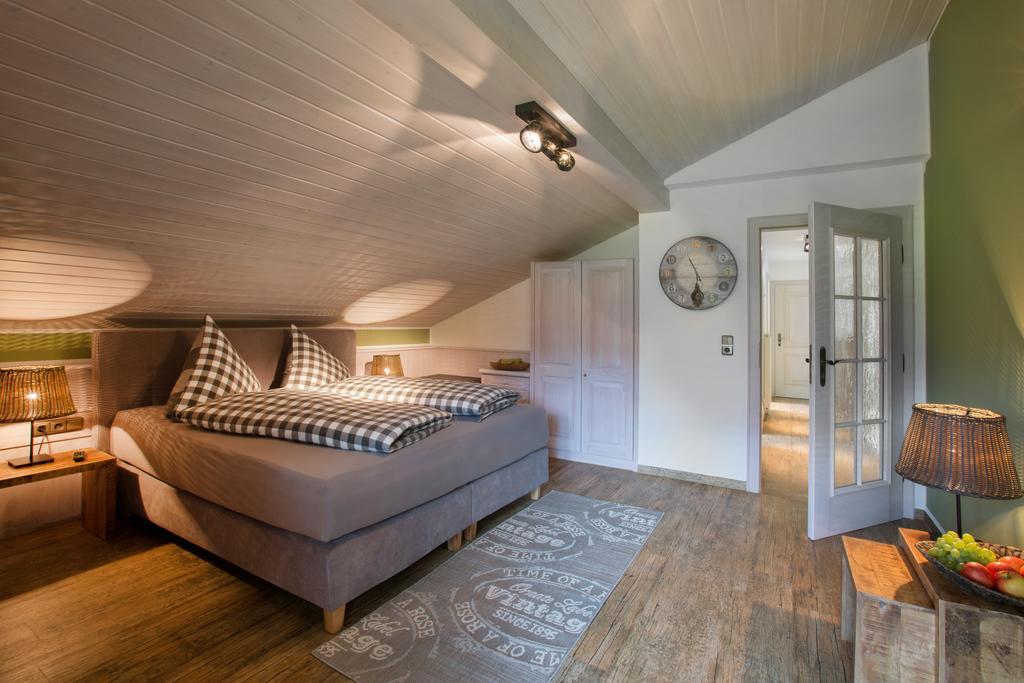 Der Landhof Apartman Oberstdorf Szoba fotó